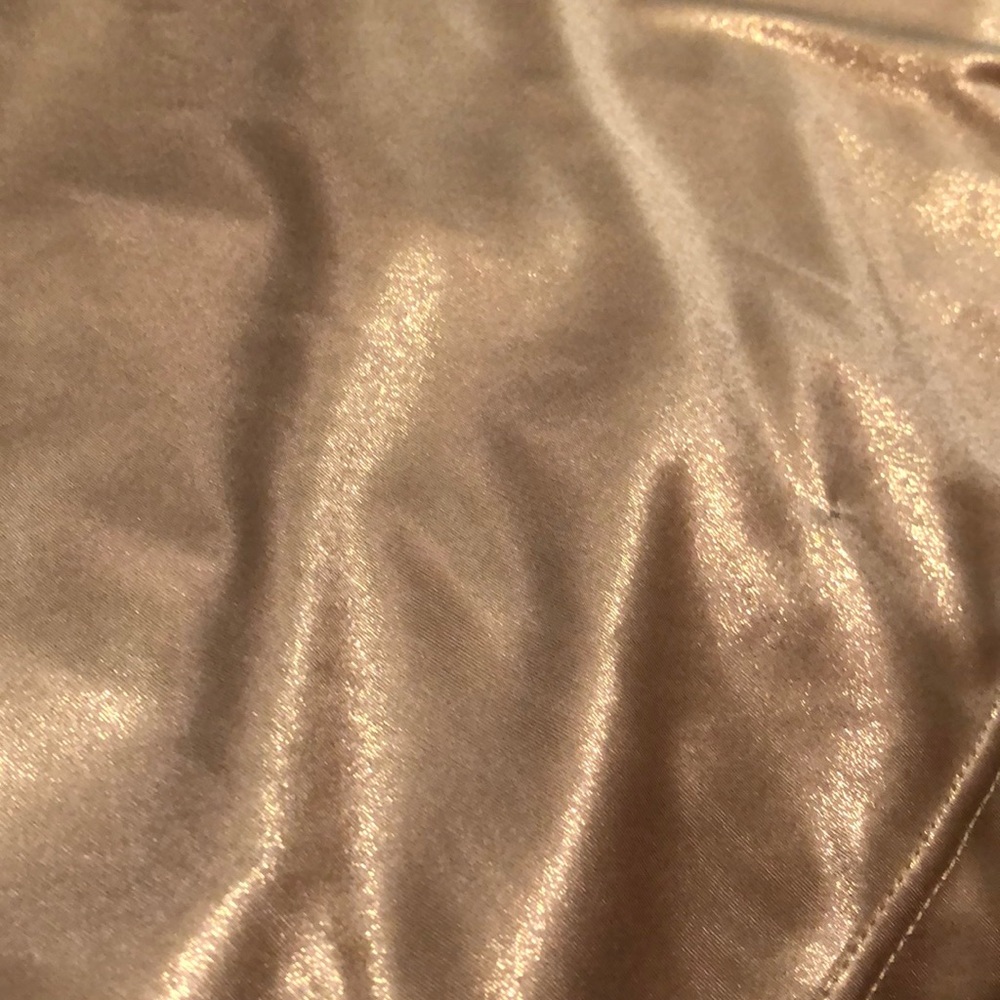 gold t-shirt - Picture 3 of 5